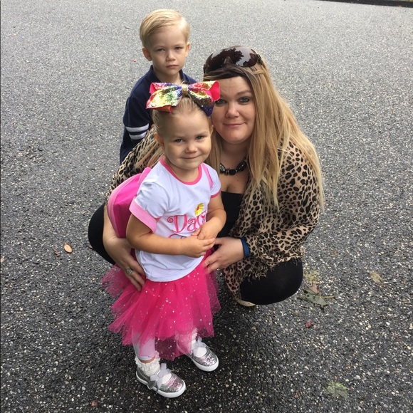 Meet your Posher, Janice - Picture 1 of 1